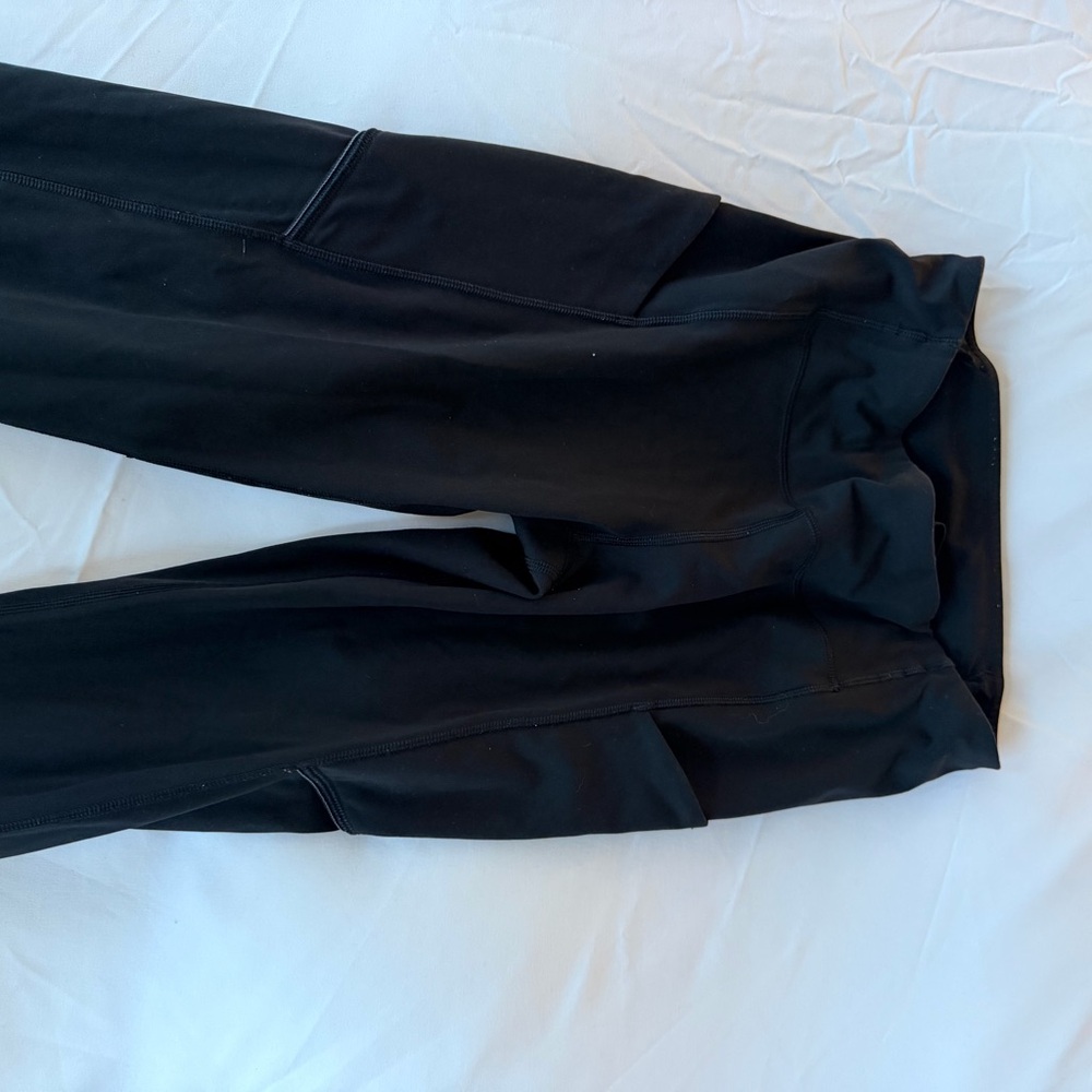 LuluLemon Black Leggings with Side Pocket